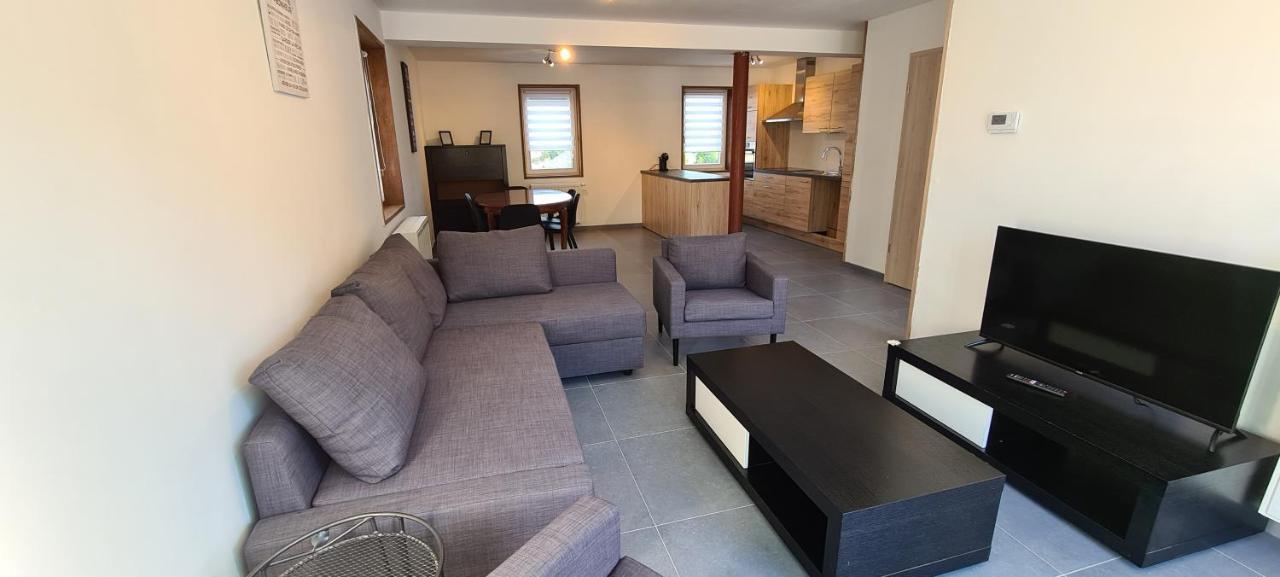 Meubles De Vacances Gite 3 Cles - Les Fres, 4 A 6 Personnes Avec Une Borne Electrique Recharge Voiture Publique Accessible Sur Le Parking Villa Rance Dış mekan fotoğraf