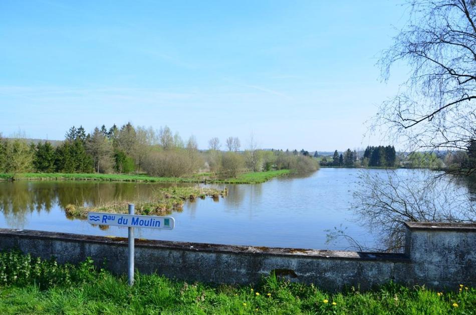 Meubles De Vacances Gite 3 Cles - Les Fres, 4 A 6 Personnes Avec Une Borne Electrique Recharge Voiture Publique Accessible Sur Le Parking Villa Rance Dış mekan fotoğraf