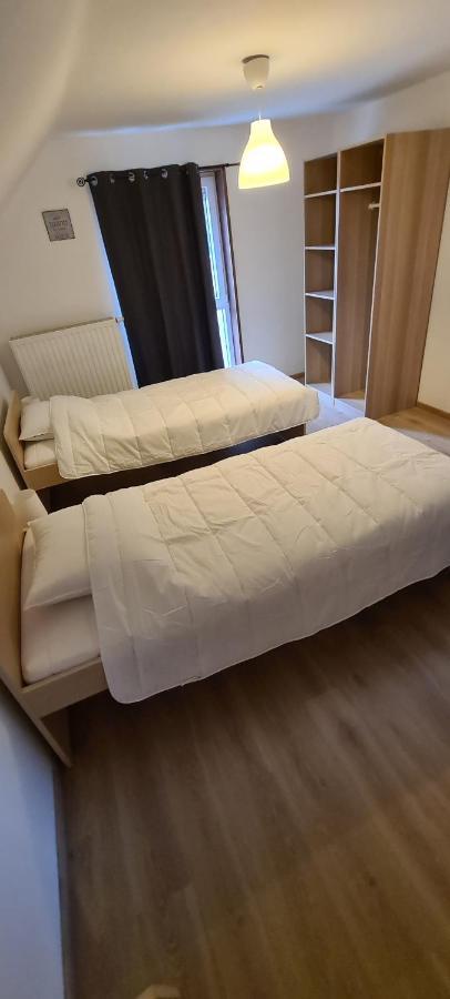 Meubles De Vacances Gite 3 Cles - Les Fres, 4 A 6 Personnes Avec Une Borne Electrique Recharge Voiture Publique Accessible Sur Le Parking Villa Rance Dış mekan fotoğraf